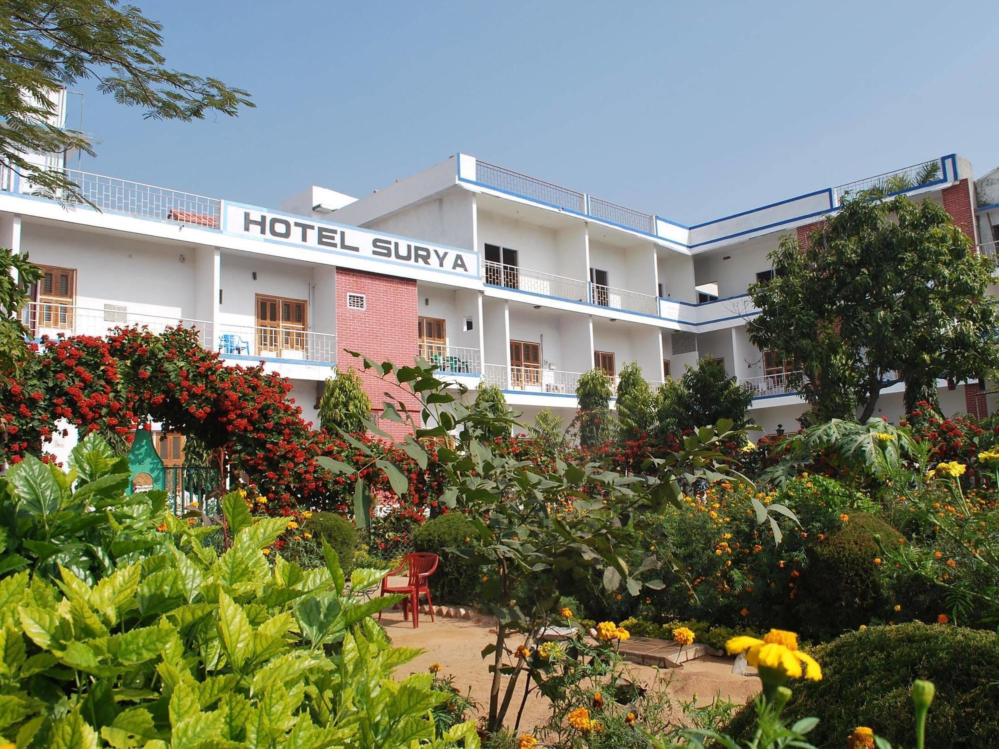 Hotel Surya Khajurāho Eksteriør bilde
